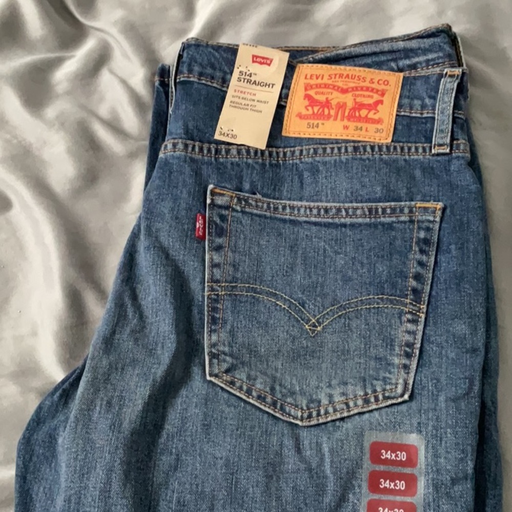 BNWT Levi’s classic straight jeans
